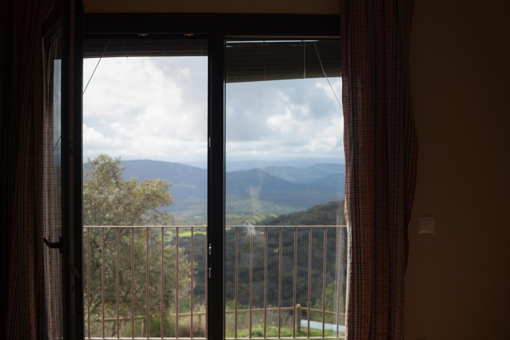 Penzion Alojamiento Rural Camino Beturia Cabeza la Vaca Exteriér fotografie